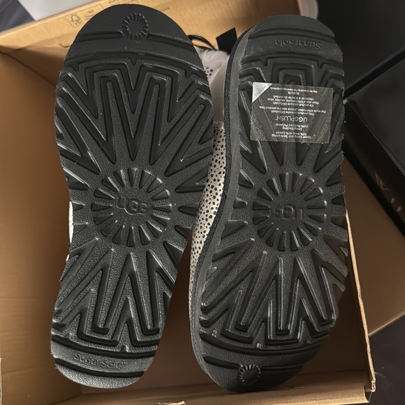 UGG MICRO CHEETAH NEW W/π¦ - Picture 12 of 13